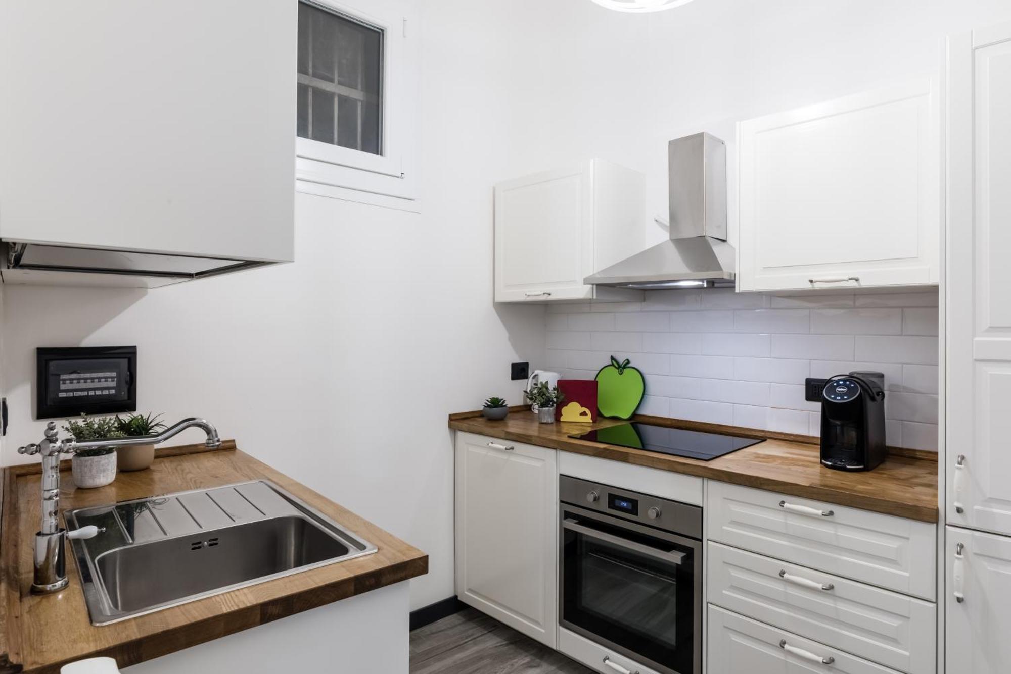Acquario 5 Minuti, 1Br , Free A-C, Wifi & Netflix "City Center" By Tilo Genua Exteriör bild