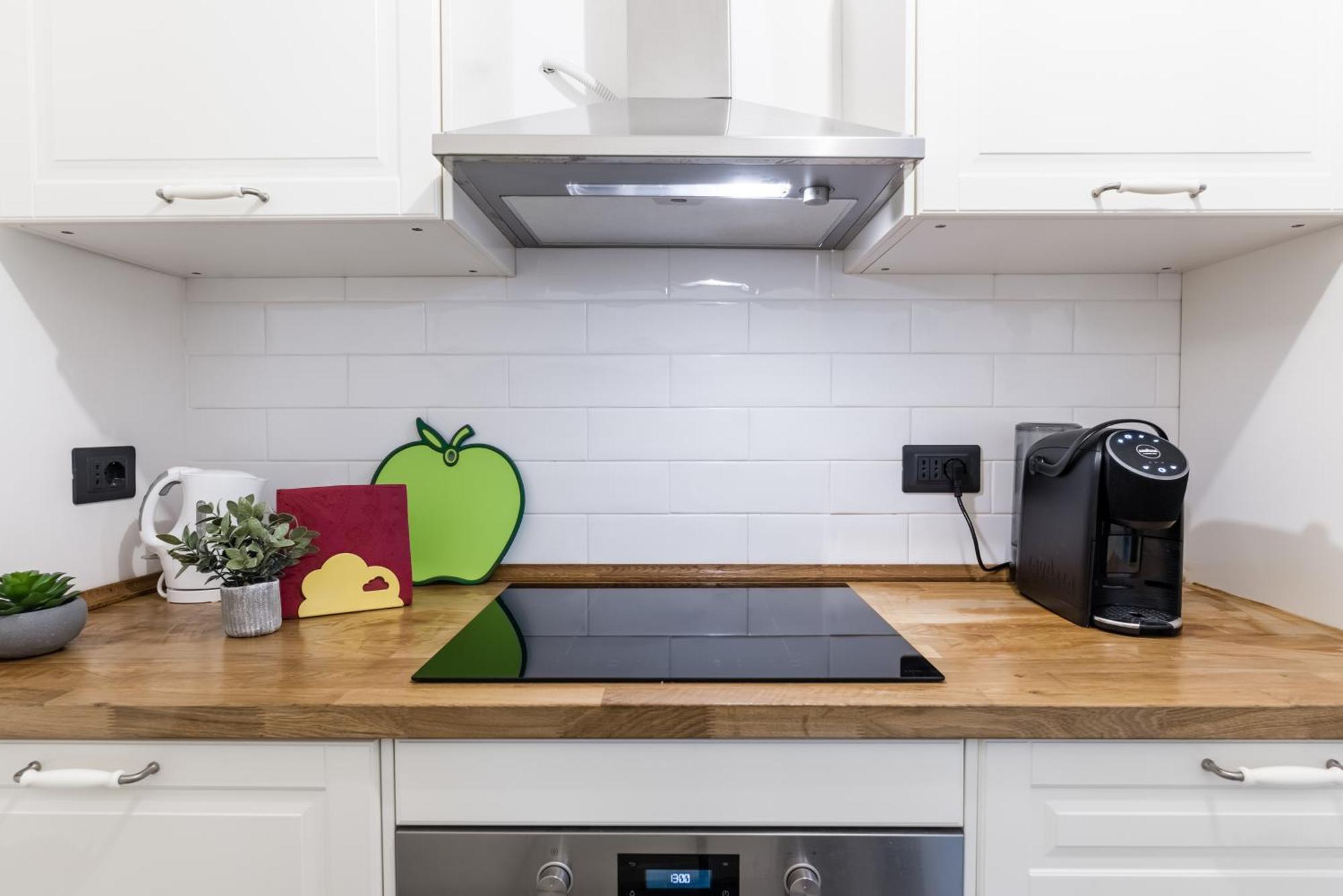 Acquario 5 Minuti, 1Br , Free A-C, Wifi & Netflix "City Center" By Tilo Genua Exteriör bild