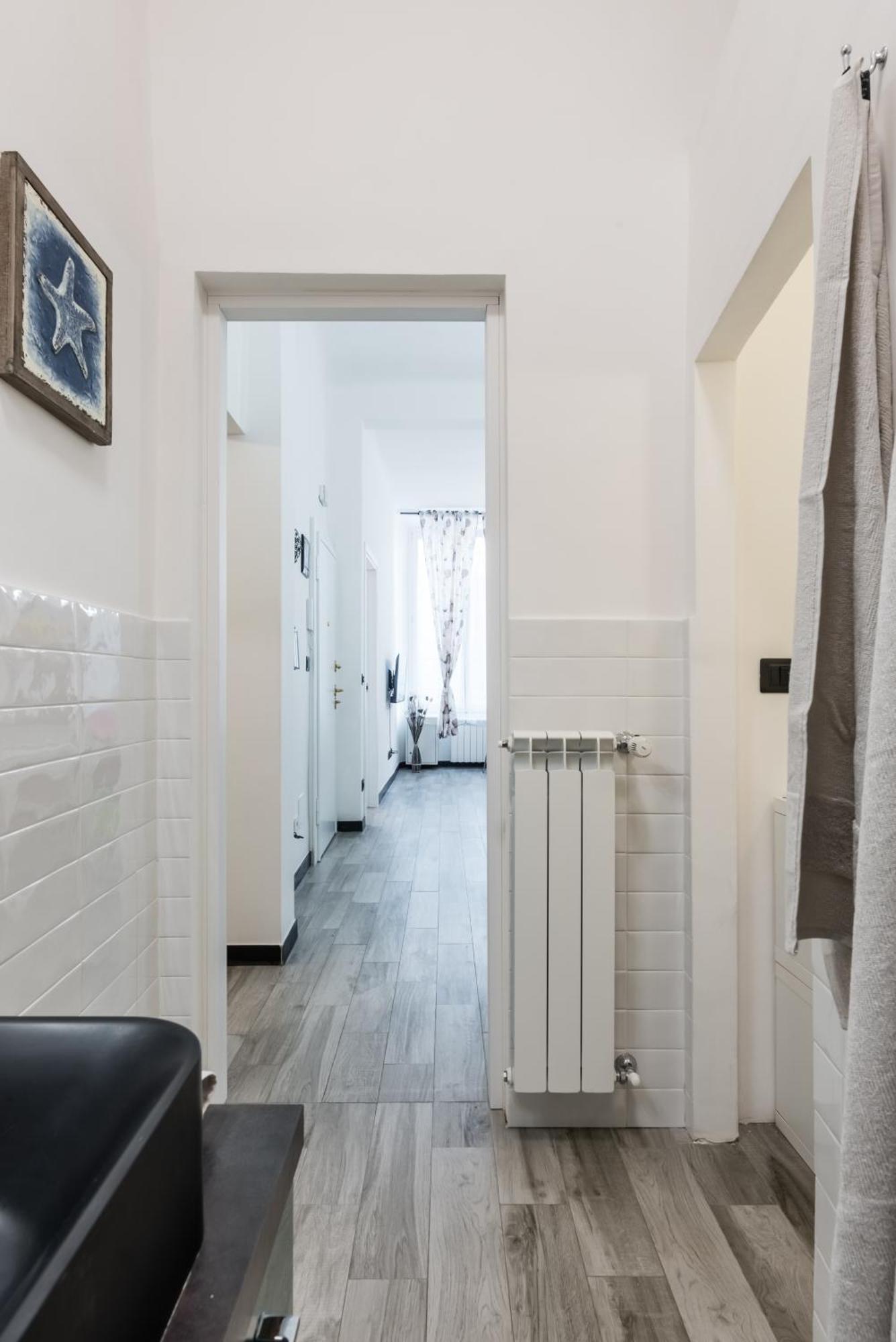 Acquario 5 Minuti, 1Br , Free A-C, Wifi & Netflix "City Center" By Tilo Genua Exteriör bild