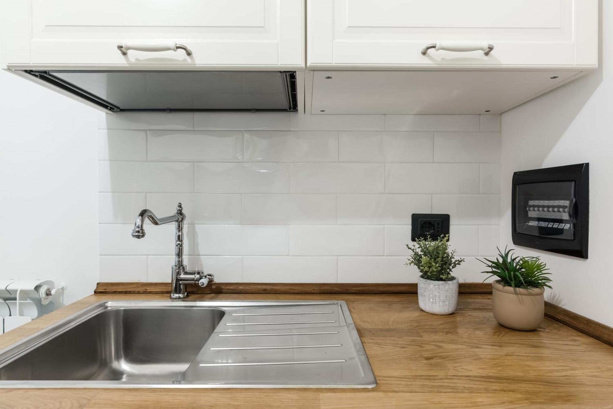 Acquario 5 Minuti, 1Br , Free A-C, Wifi & Netflix "City Center" By Tilo Genua Exteriör bild